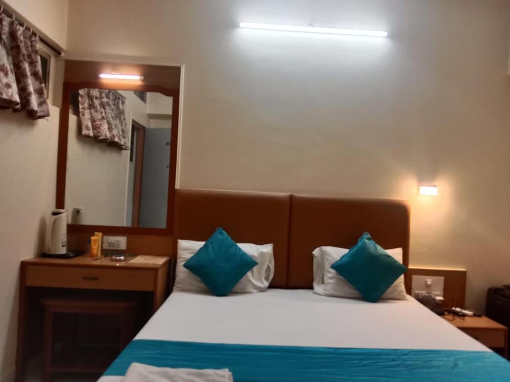 Saigal Guest House Bombay Extérieur photo